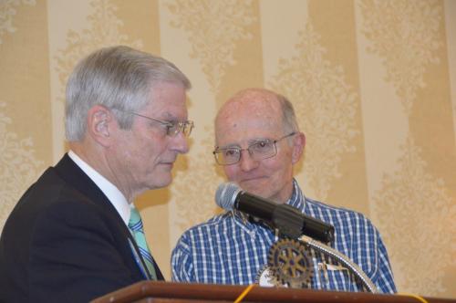3-14-16 Charles Lassiter thanks Floyd Hale for establishing the Laws of Life Essay Contest (18).jpg